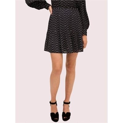 Fashion 4 - wavy dot skirt