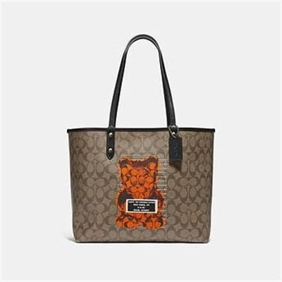Fashion 4 Coach REVERSIBLE CITY TOTE IN SIGNATURE CANVAS WITH VANDAL GUMMY