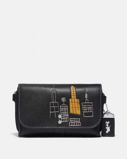 Fashion 4 Coach Coach X Basquiat Rogue Crossbody 20 In Glovetan Pebble In Mecca