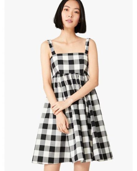 Fashion 4 - gingham al fresco dress