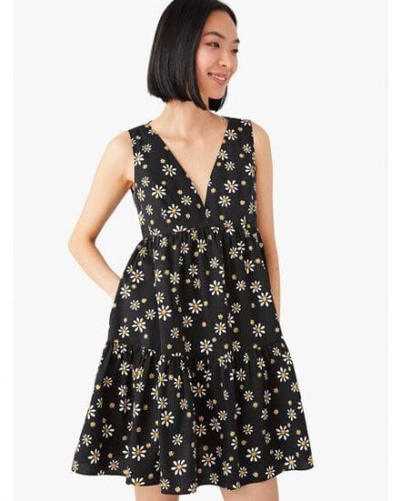 Fashion 4 - daisy dots vineyard dress