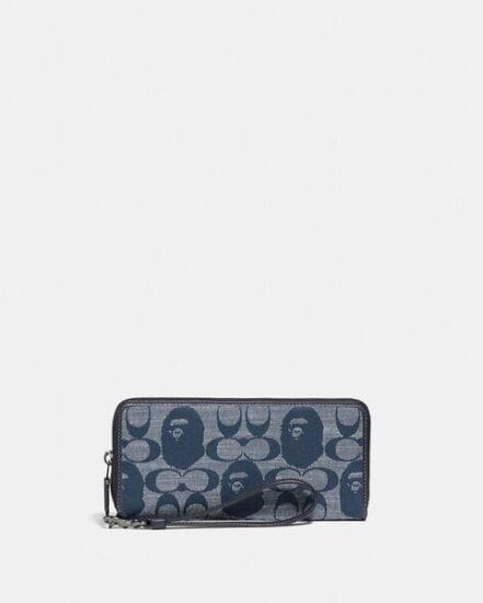 Fashion 4 Coach BAPE x Coach Phone Wallet In Signature Chambray