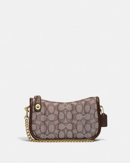Fashion 4 Coach Swinger 20 In Signature Jacquard With Quilting