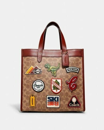 Fashion 4 Coach Field Tote In Signature Canvas With Patches