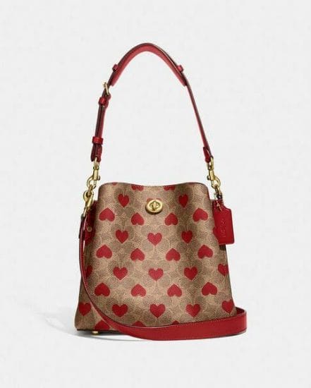 Fashion 4 Coach Willow Bucket Bag In Signature Canvas With Heart Print