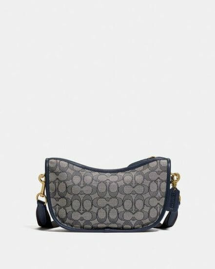 Fashion 4 Coach Swinger Crossbody In Signature Jacquard