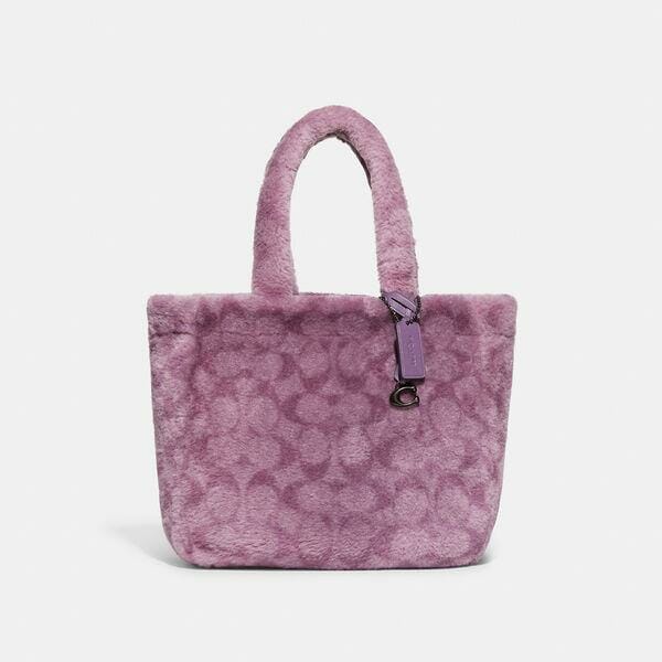 Fashion 4 Coach Tote 28 In Signature Shearling