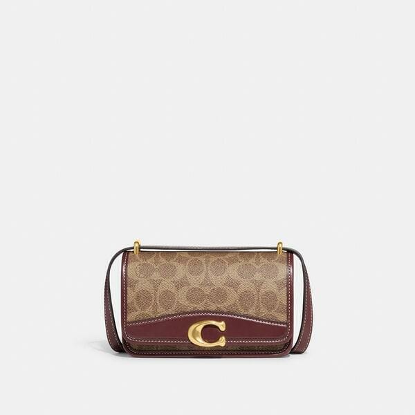 Fashion 4 Coach Bandit Crossbody In Colorblock Signature Canvas With Rabbit Charm