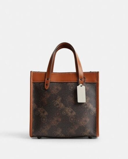Fashion 4 Coach Field Tote 22 With Large Horse And Carriage Print