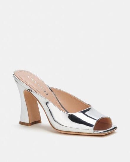 Fashion 4 Coach Laurence Sandal