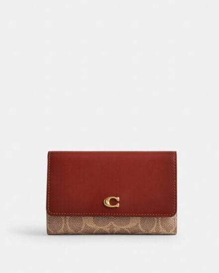 Fashion 4 Coach Essential Medium Flap Wallet In Signature Canvas