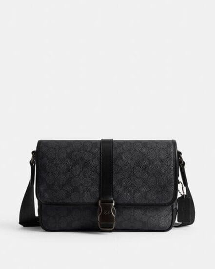 Fashion 4 Coach League Messenger Bag In Signature Canvas