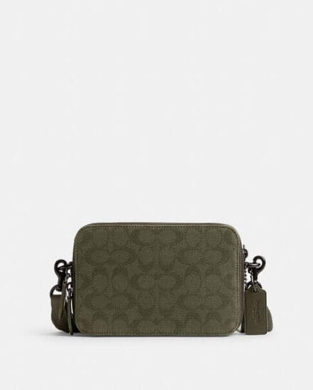 Fashion 4 Coach Charter Crossbody 19 In Signature Canvas Jacquard