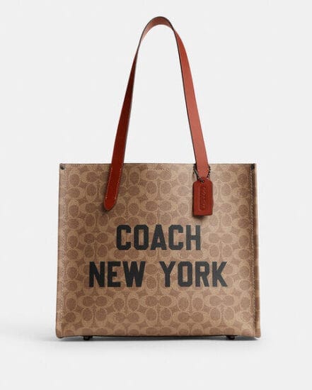 Fashion 4 Coach Relay Tote Bag 34 In Signature Canvas With Coach Graphic