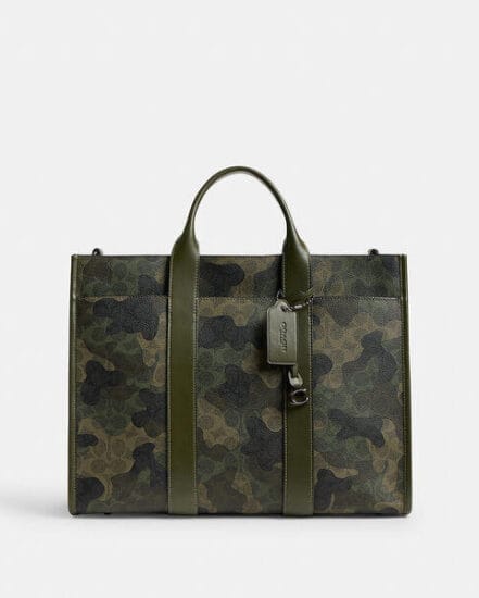 Fashion 4 Coach Wesley Tote In Signature Camo Print