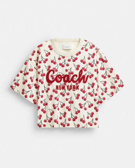 Fashion 4 Coach Cherry Print Cursive Signature Cropped T-Shirt In Organic Cotton